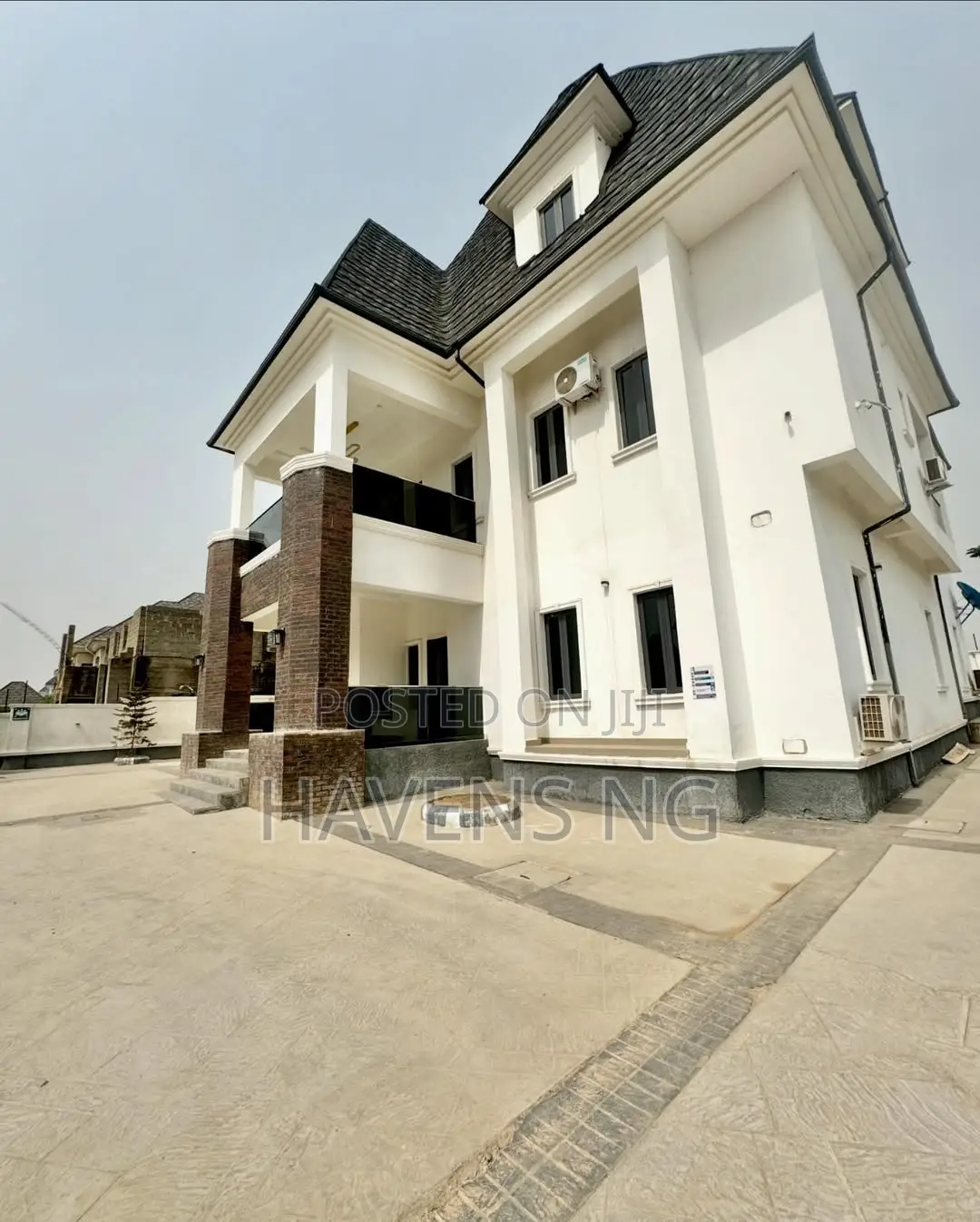 Spacious 6-Bedroom Apartment Available for Shortlet in Life Camp