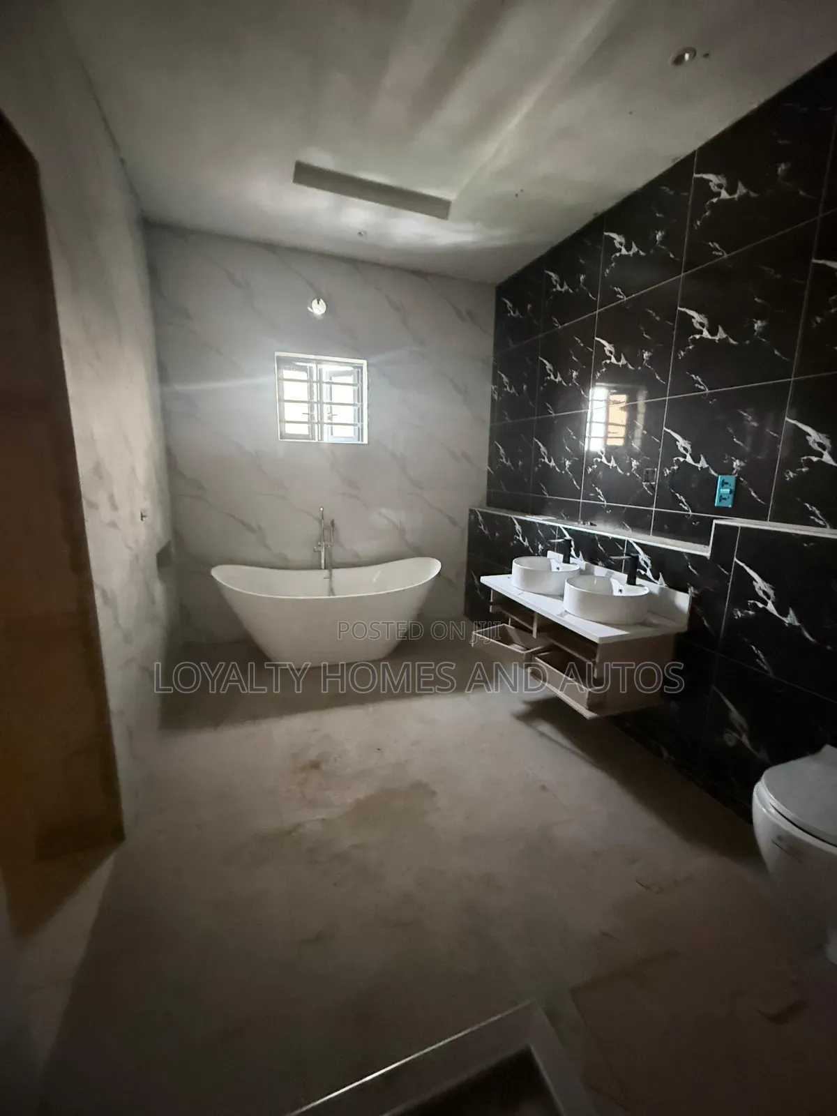 5bdrm House in Lekki Phase 1 for sale in Lekki Phase 1