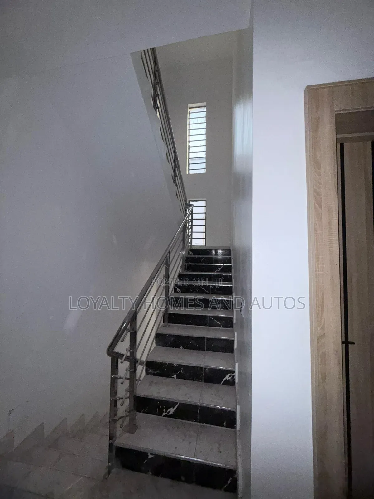 5bdrm House in Lekki Phase 1 for sale in Lekki Phase 1