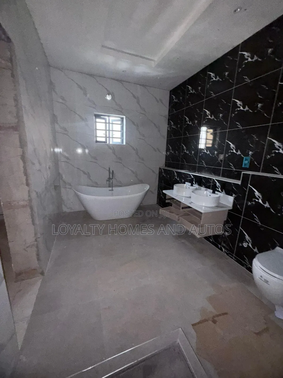 5bdrm House in Lekki Phase 1 for sale in Lekki Phase 1