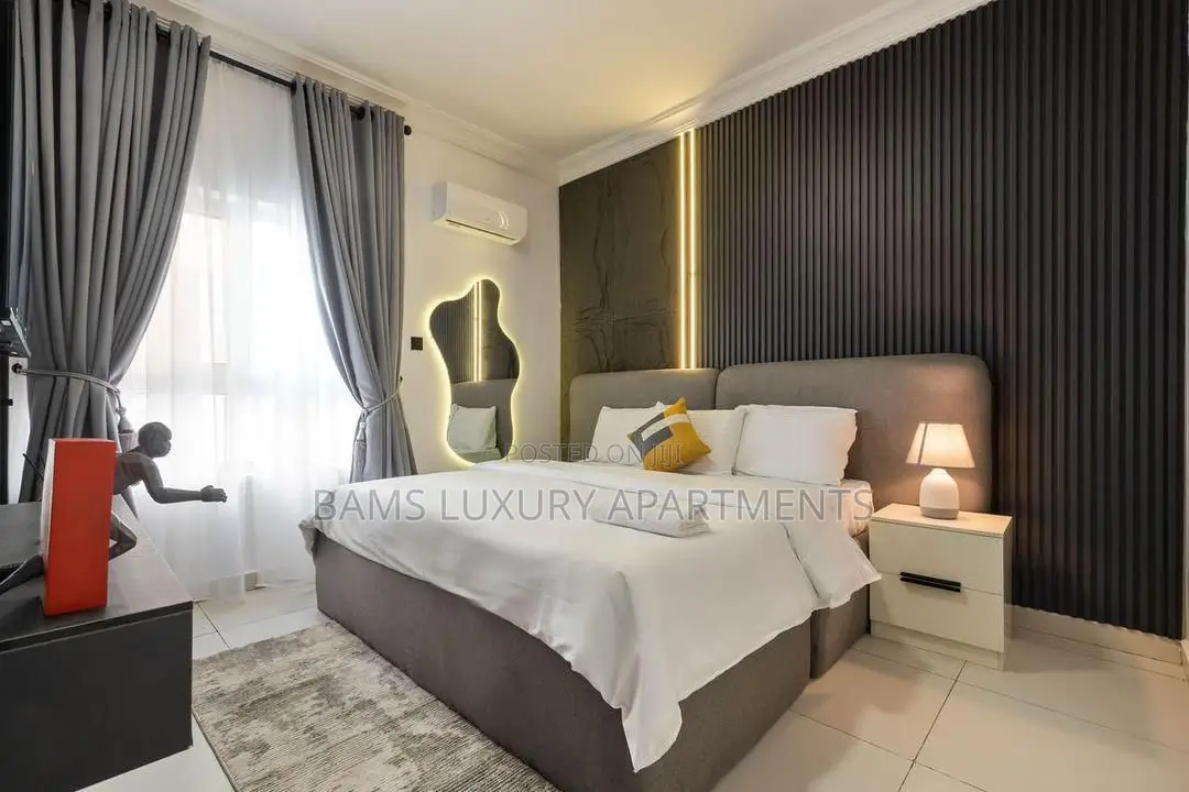 Affordable Short Stay 2 Beds at Lekki Phase 1 in Lekki Phase 1