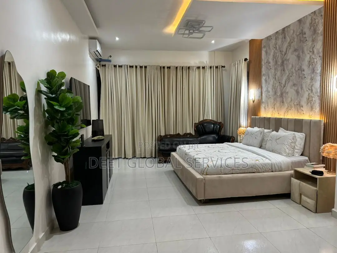3bedroom Shortlet Apartment Gra Ikeja in Ikeja GRA