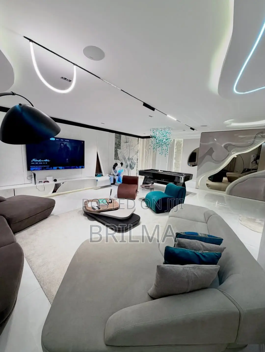 3 Bedroom Apartment Available For Shortlet in Jahi