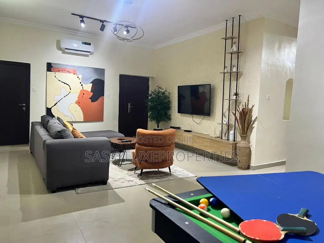 Beach View 2bedroom Apartment With Pool,Snooker in Ikate