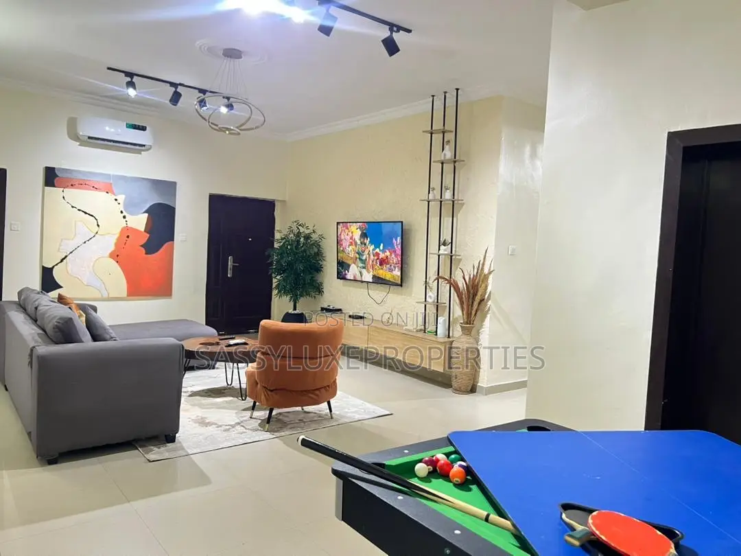Beach View 2bedroom Apartment With Pool,Snooker in Ikate