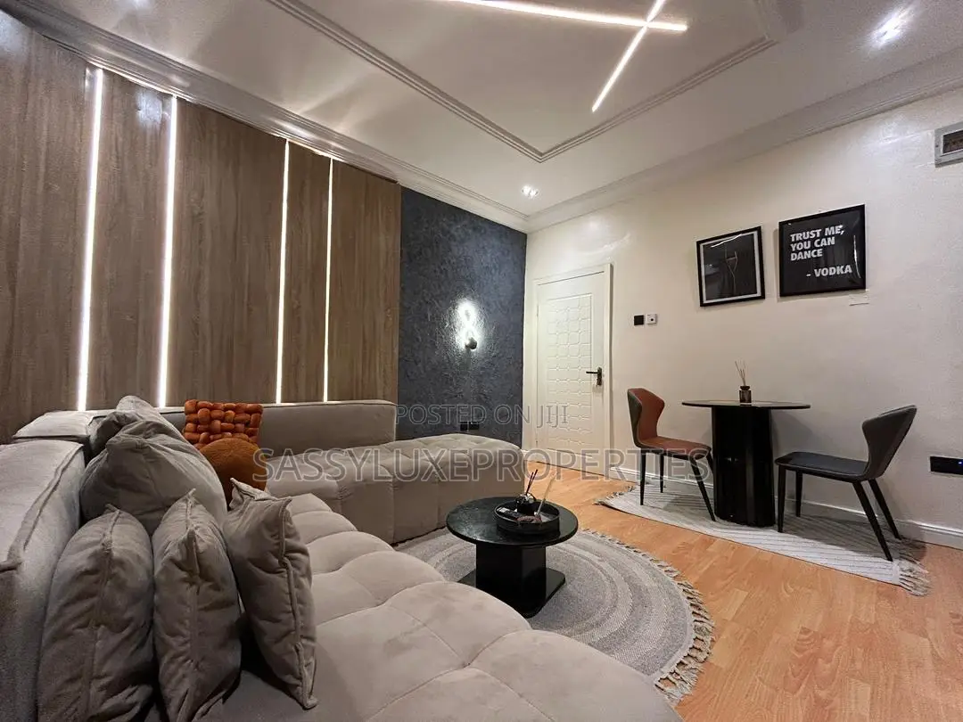 Luxury 1 Bedroom Apartment in Lekki Phase 1