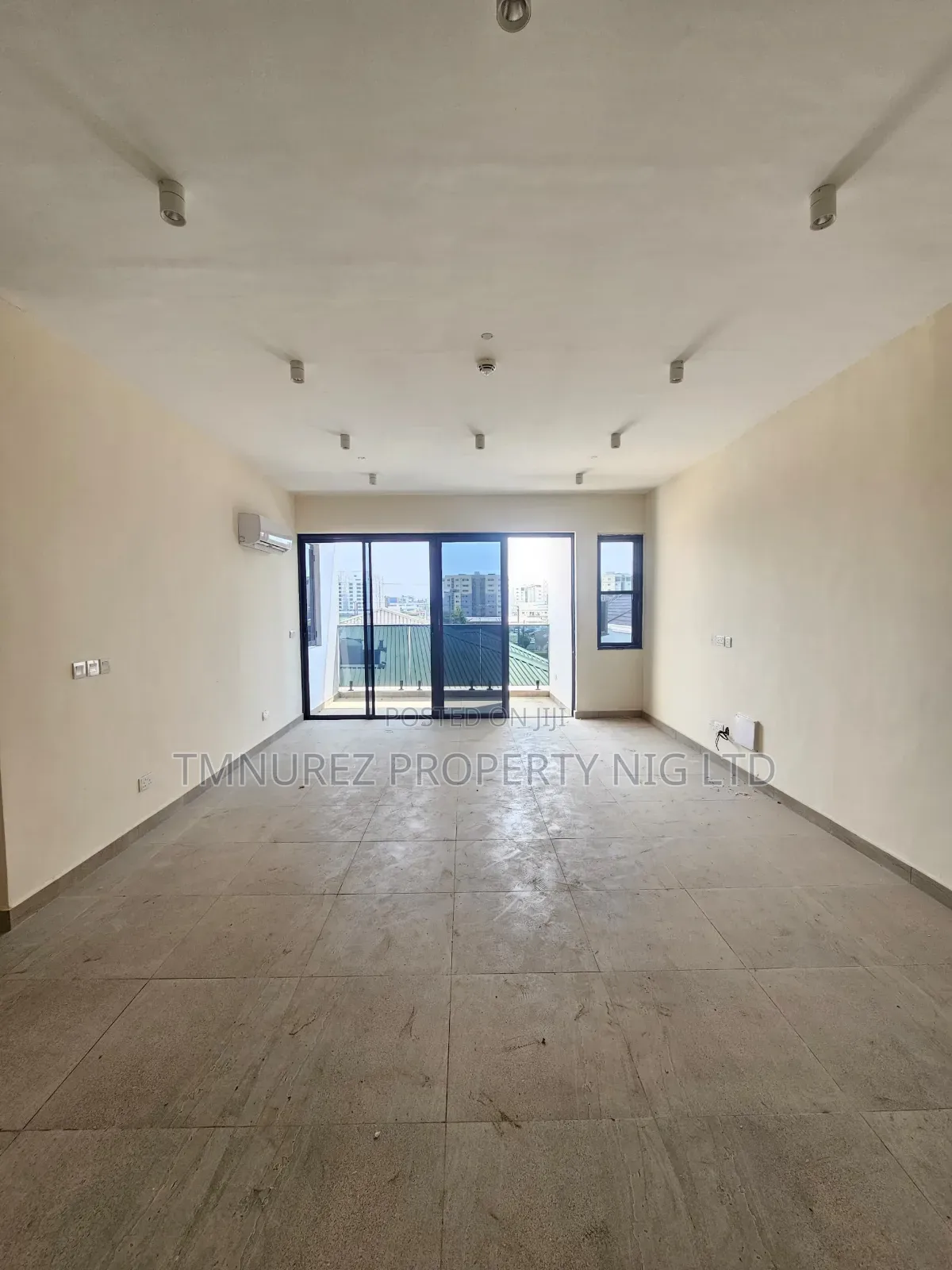 3bdrm Apartment in Lekki Phase1 for sale in Lekki Phase 1