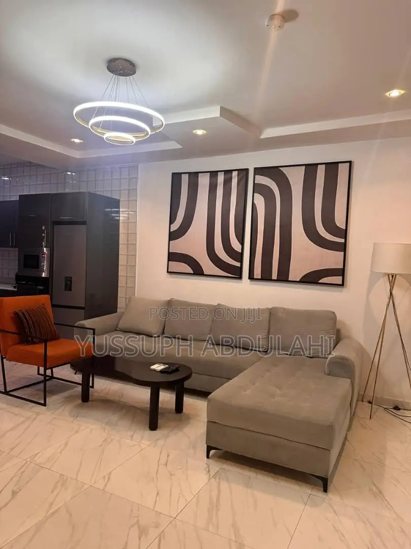 1 Bedroom Lekki Phase1 in Lekki Phase 1