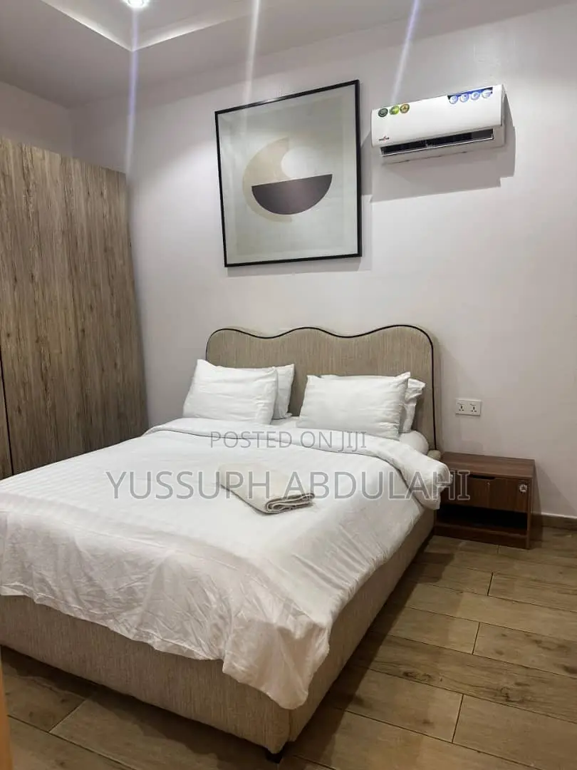 1 Bedroom Lekki Phase1 in Lekki Phase 1