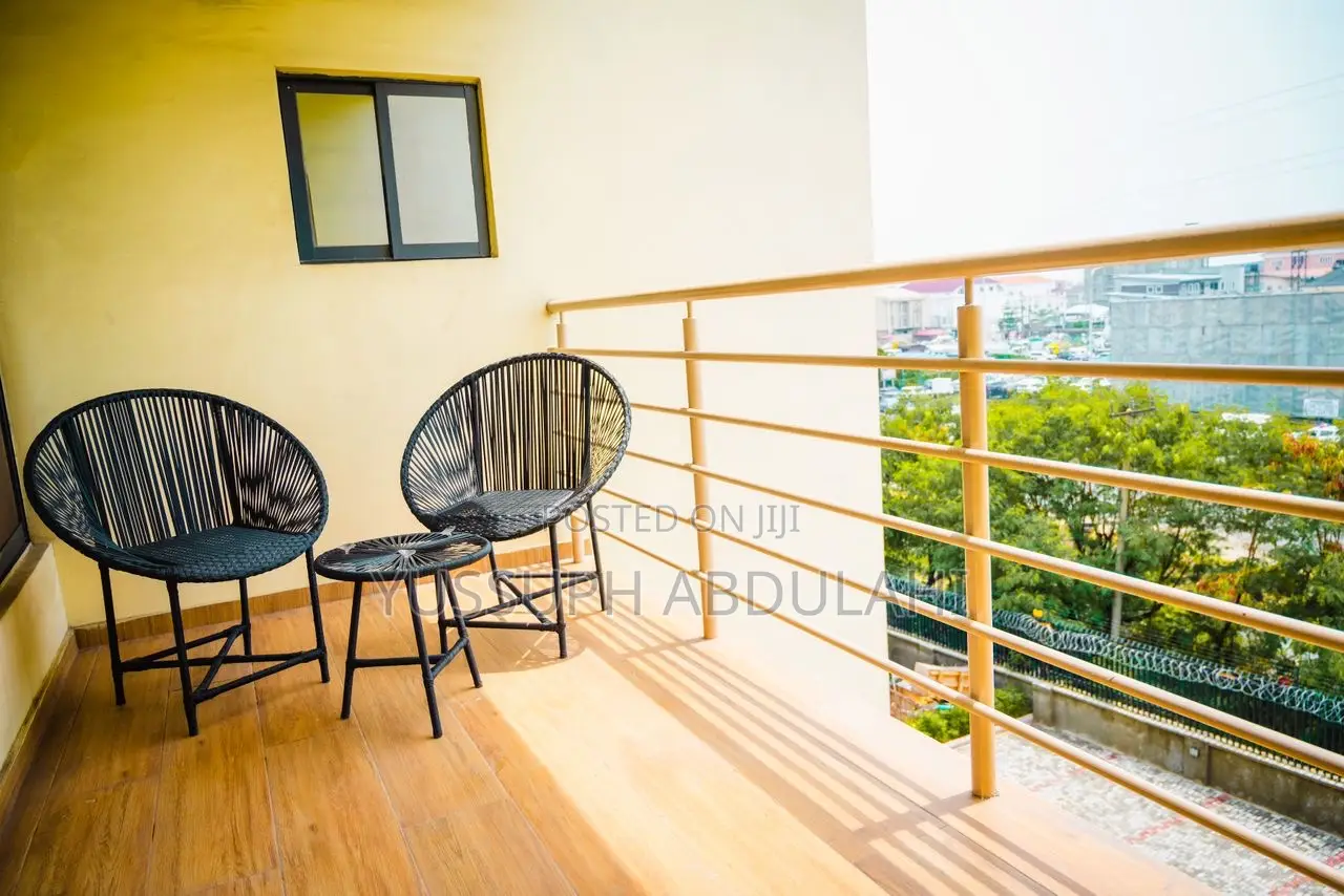 1 Bedroom Lekki Phase1 in Lekki Phase 1