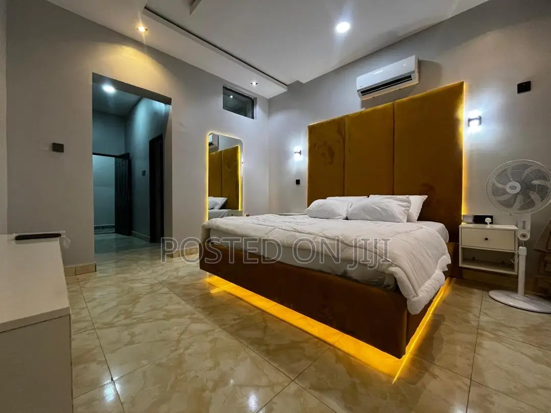3 Bed Luxury Apartment With Ps5 | Wuye Abuja in Wuye