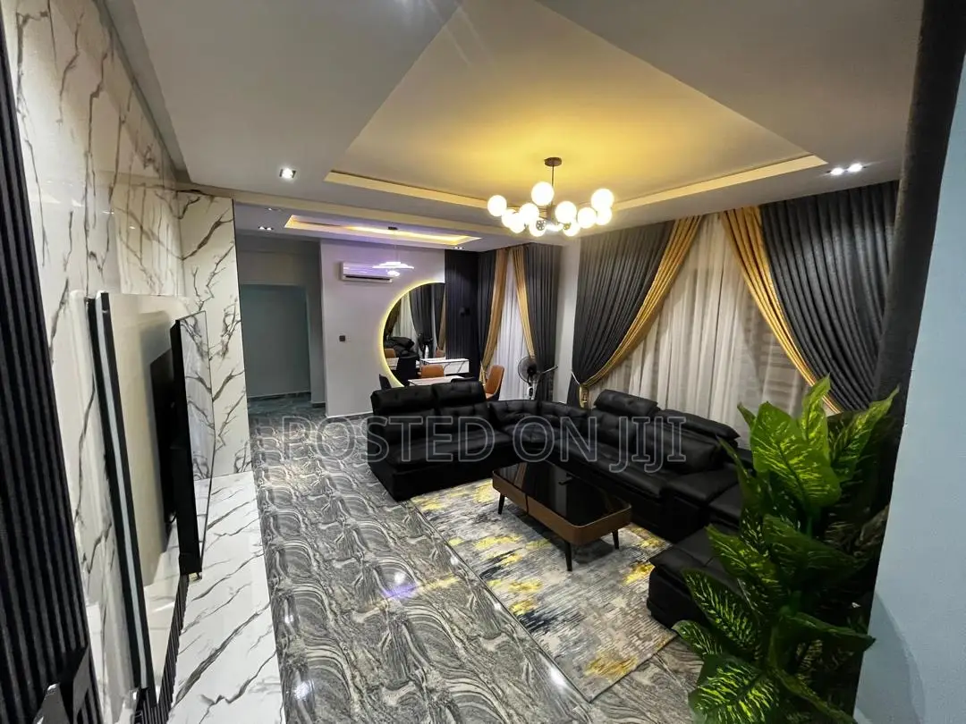 3 Bed Luxury Apartment With Ps5 | Wuye Abuja in Wuye