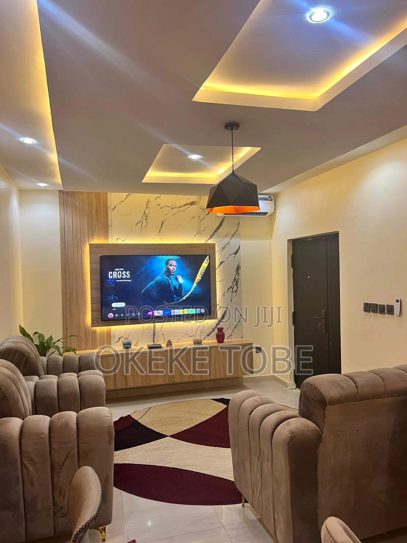 Luxurious 2 Bedroom Apartment Shortlet Ikeja in Oregun