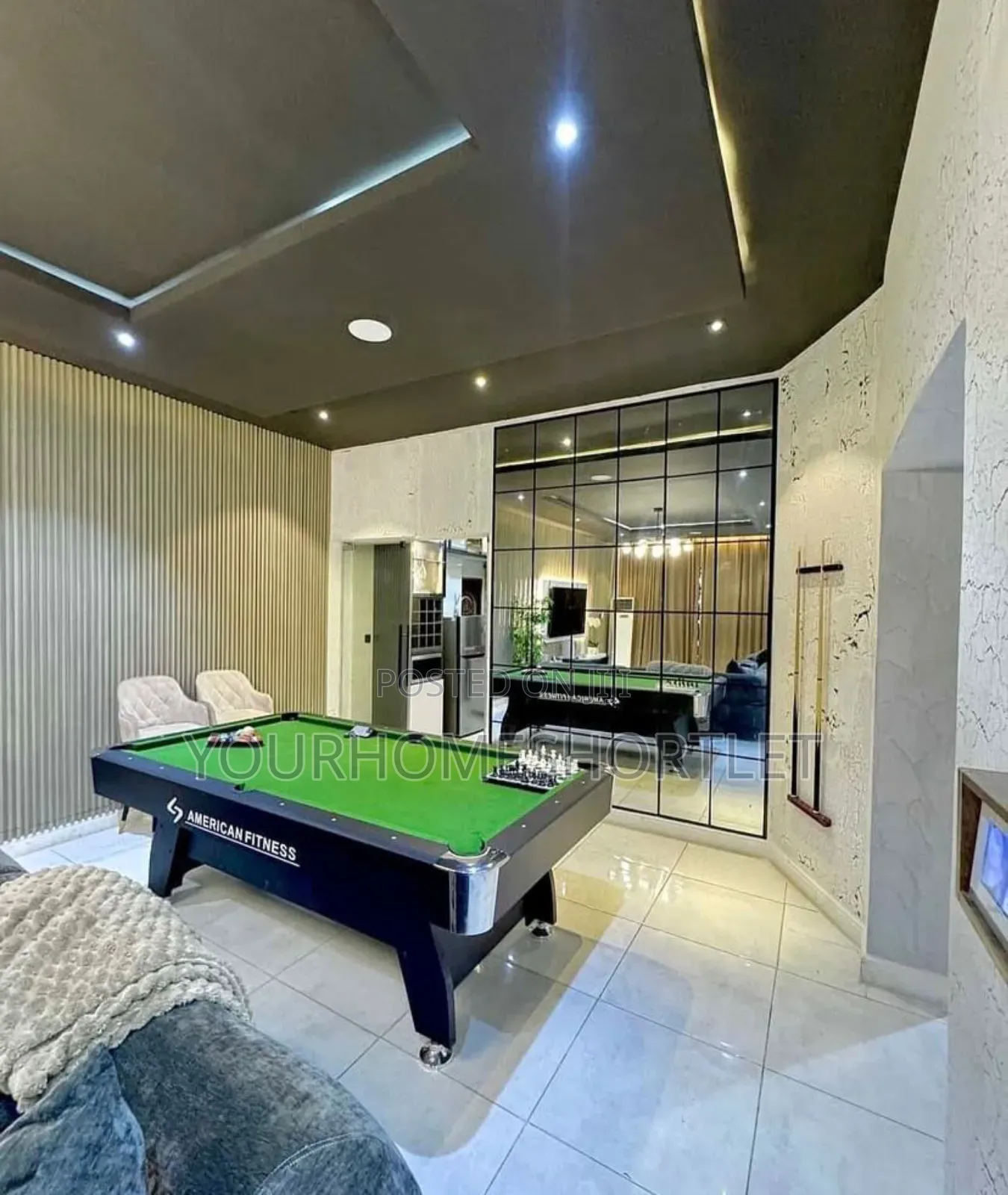 Exquisite 2 Bedroom With Snooker and Ps5 for Daily/ Weekly Deal in Katampe