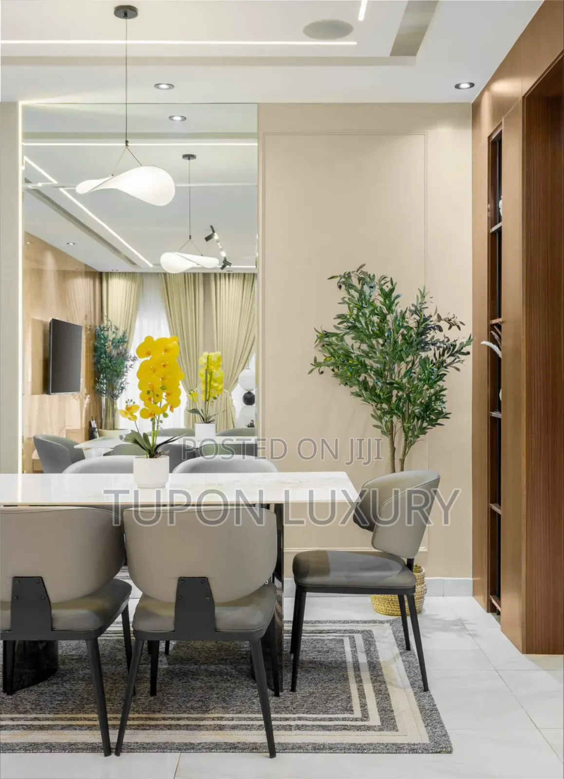 3 Bedroom With Private Cinema, Pool, Gym, Karaoke Etc in Banana Island