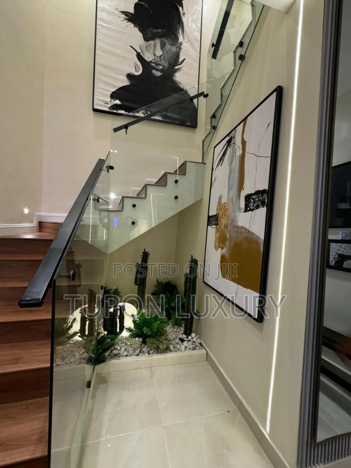 Luxury 2bed/3bed Terrace With Pool, Gym, Dinning Table and Bath-Tub in Ikate-Elegushi