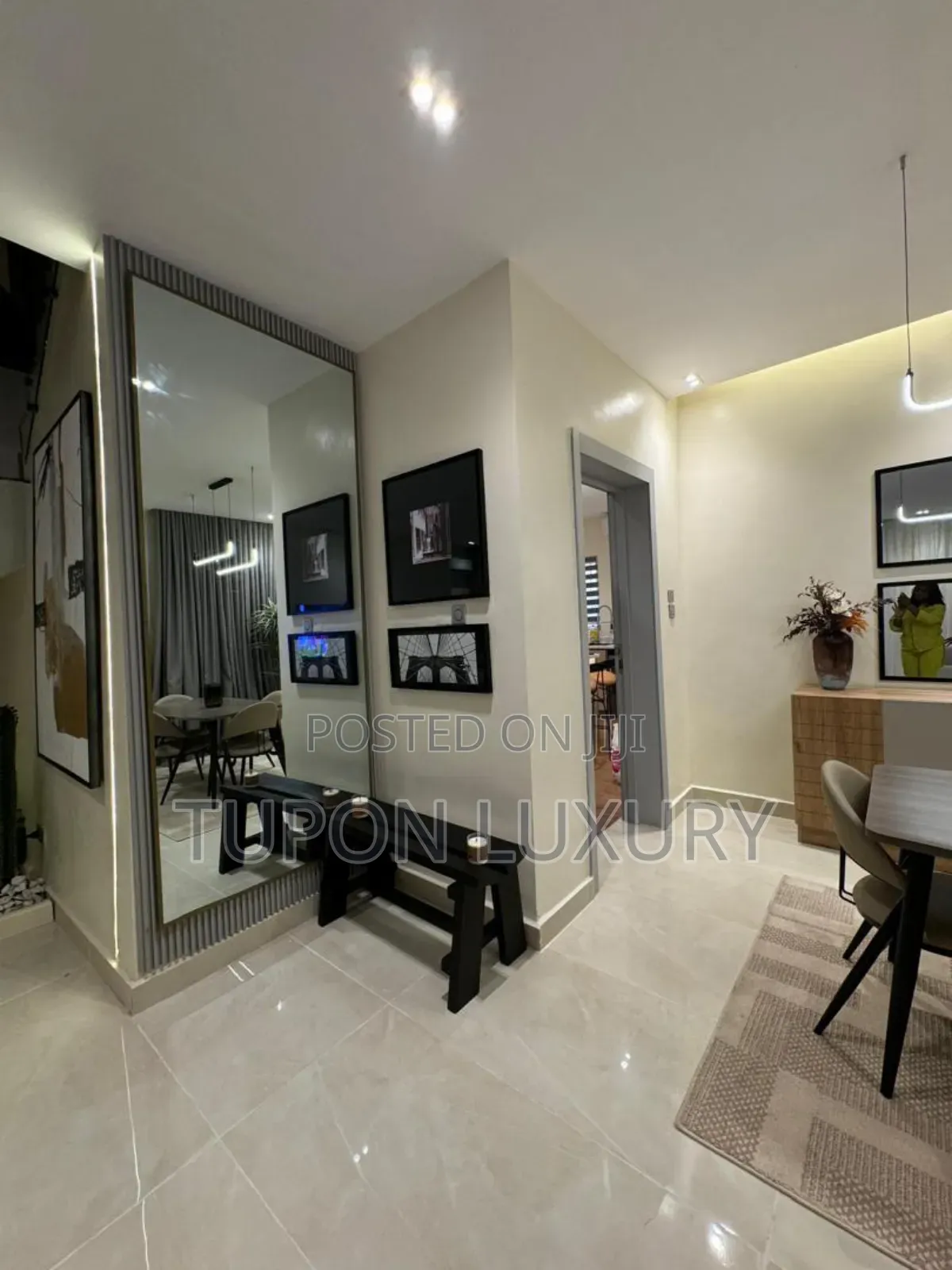 Luxury 2bed/3bed Terrace With Pool, Gym, Dinning Table and Bath-Tub in Ikate-Elegushi