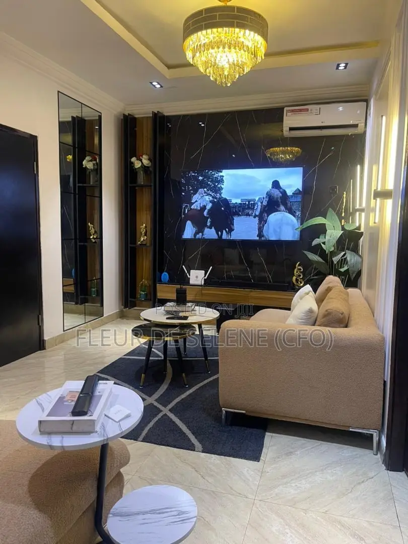 Service Apartment (One Bed) in Ikate
