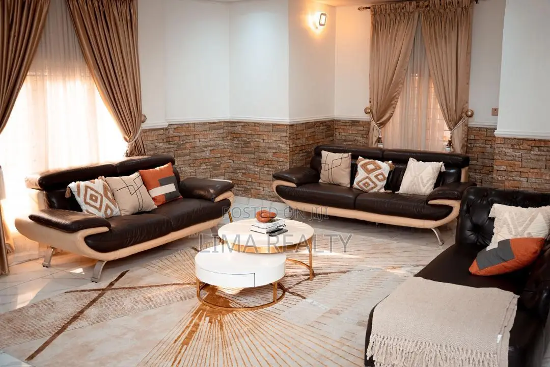 Eniville- 3 Bedroom Oniru in Idowu Taylor