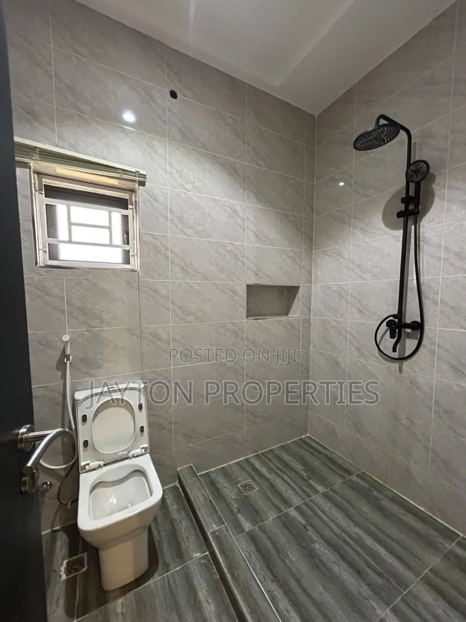 4 Bedroom for Long and Short Stay in Guzape District