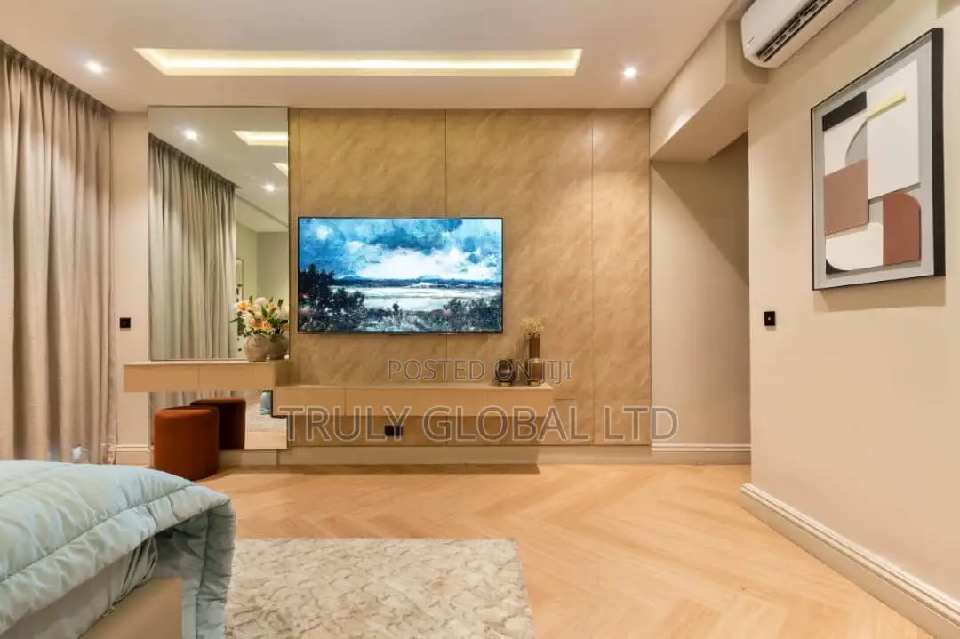 Shotlet Apartment in 2nd Avenue Extension