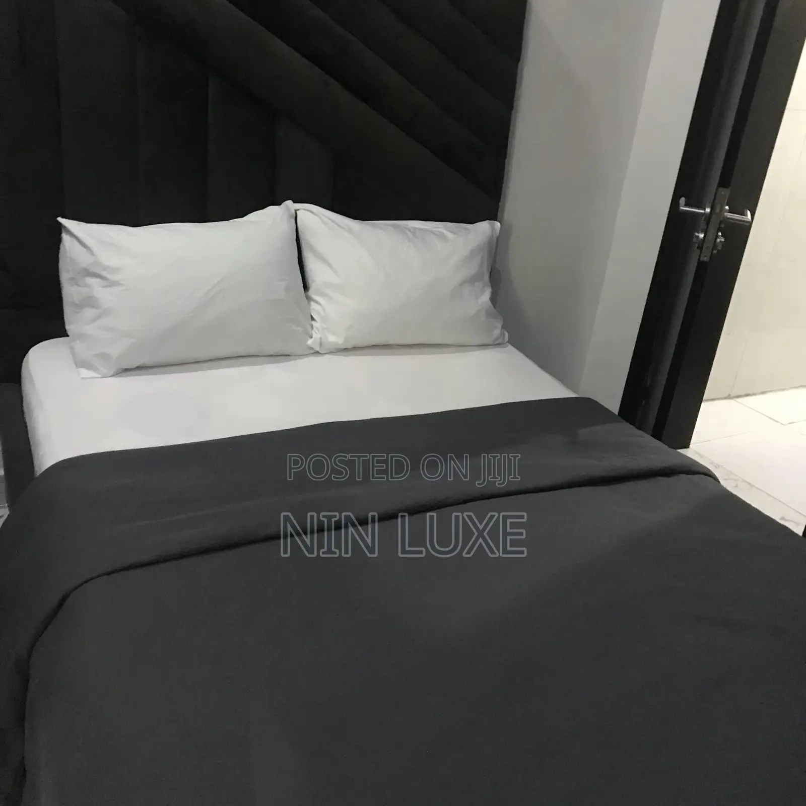 A Room in a Shared 3bedroom Fully Furnished Apartment in Lekki Phase 2