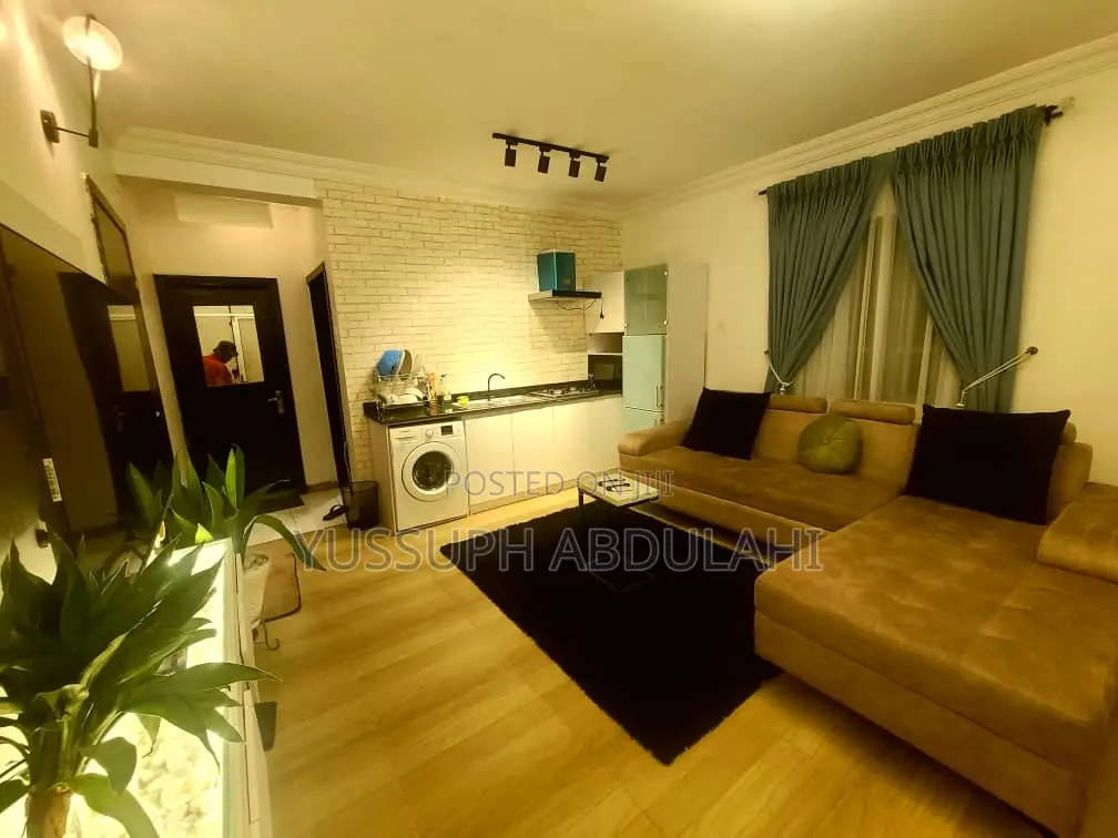 1 Bedroom Gra Ikeja in Ikeja GRA