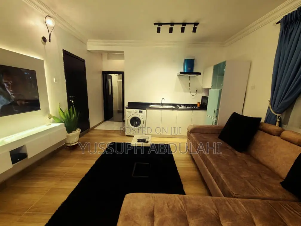1 Bedroom Gra Ikeja in Ikeja GRA