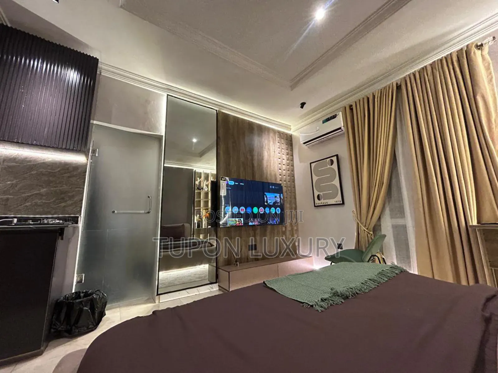 Tastefully Furnished Studio With Pool and Gym in Lekki Phase 1