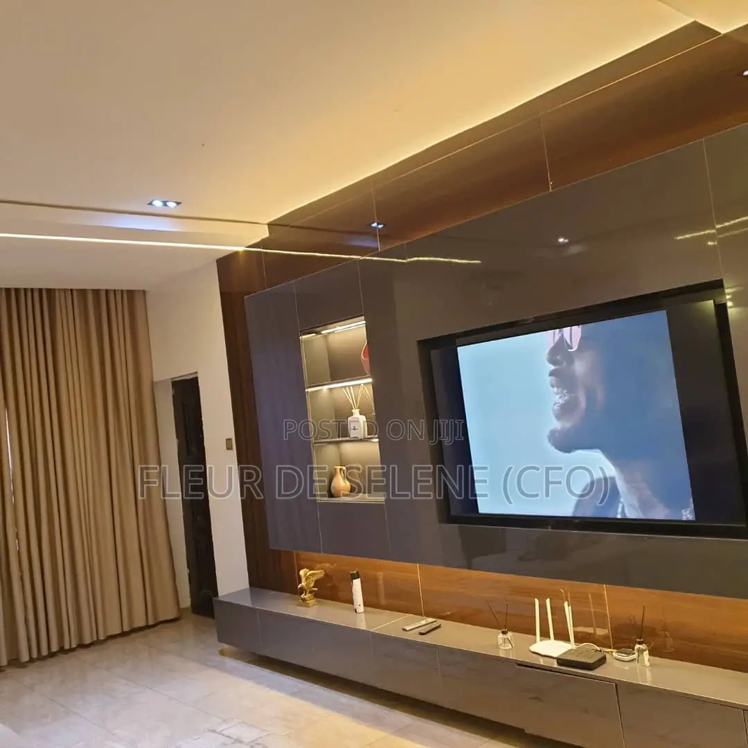 Luxurious 2 Bedroom Apartment in Jahi