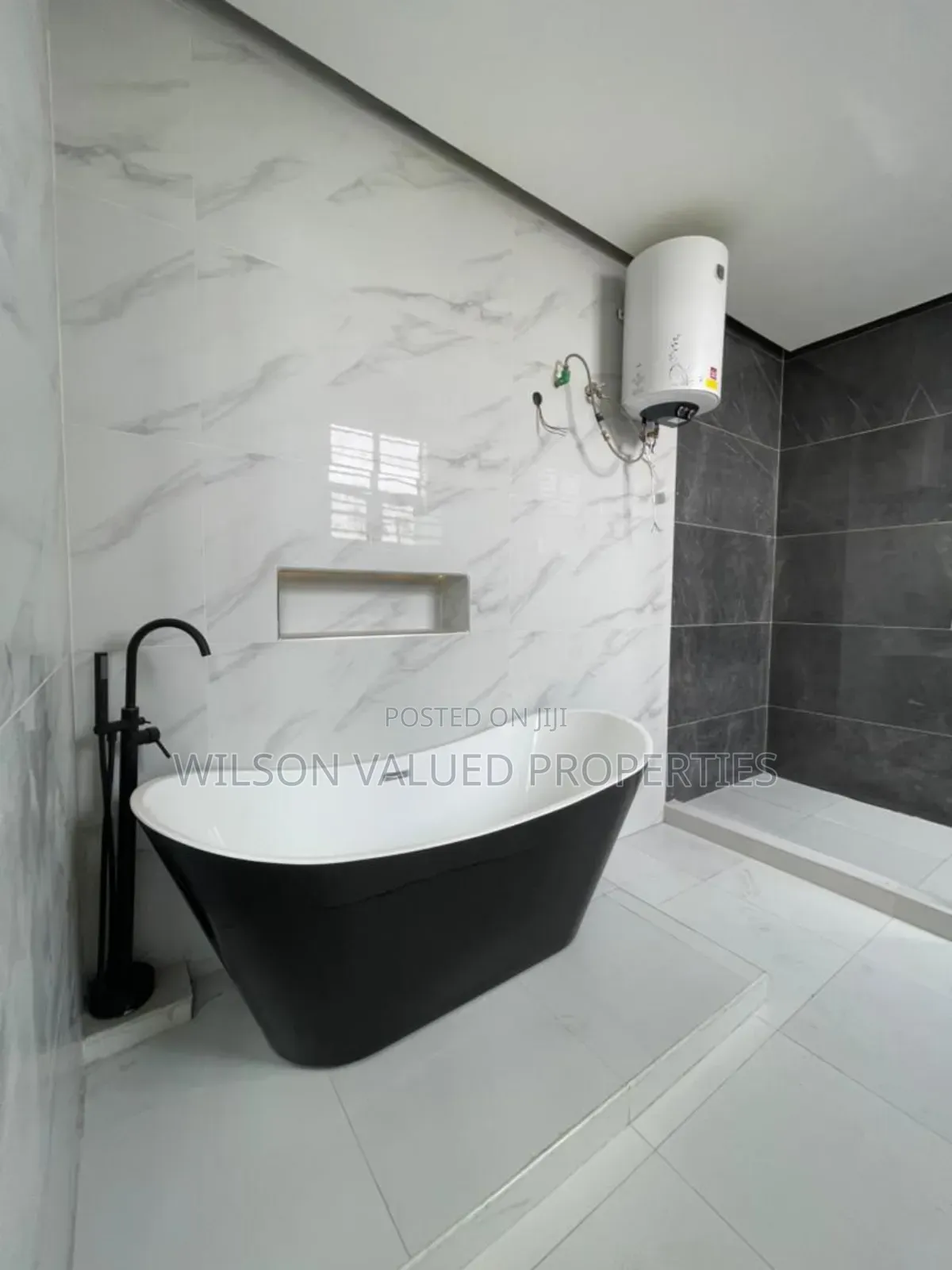 5bdrm Mansion in Wilson Valued, Chevron for sale in Chevron