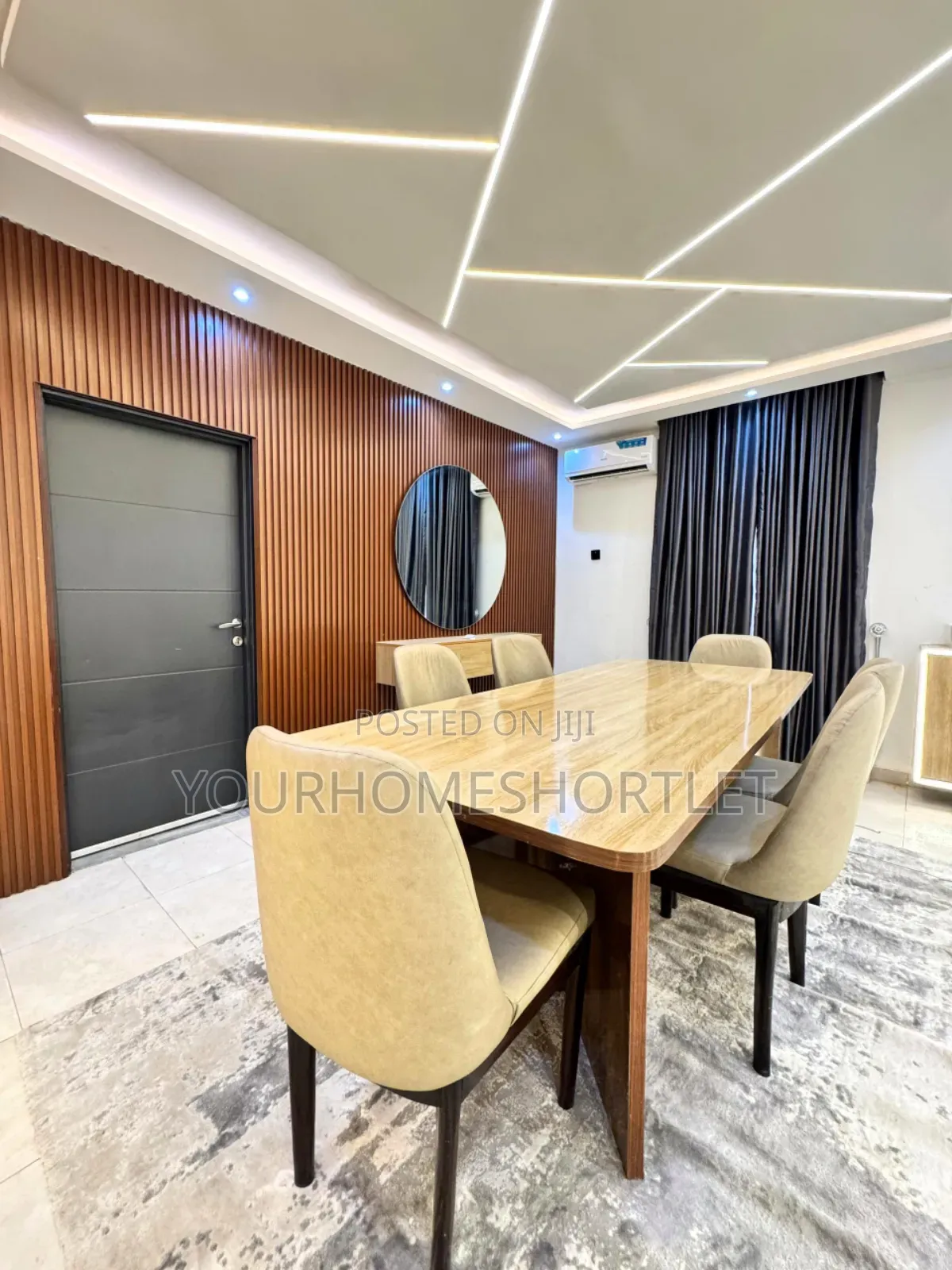 Brand New 3/2 Bedroom Fully Aesthetic Apartment With Swimming Pool in Zone 5 / Wuse