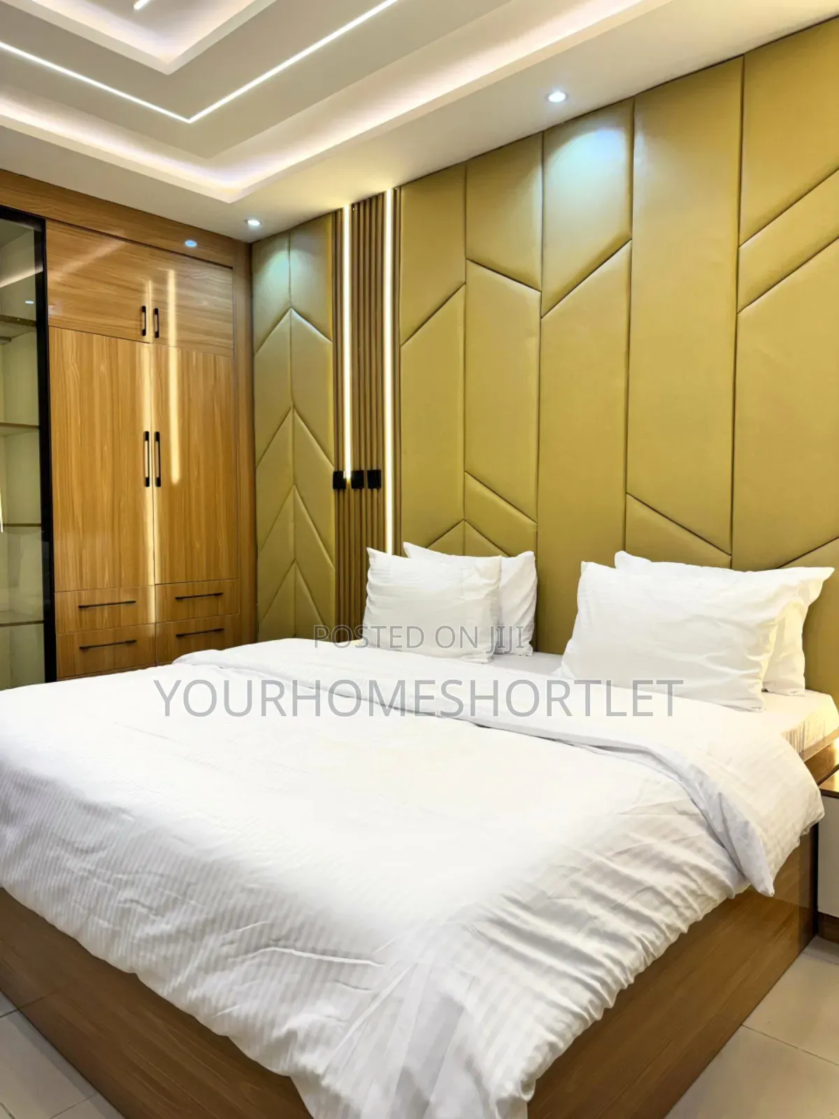 Brand New 3/2 Bedroom Fully Aesthetic Apartment With Swimming Pool in Zone 5 / Wuse