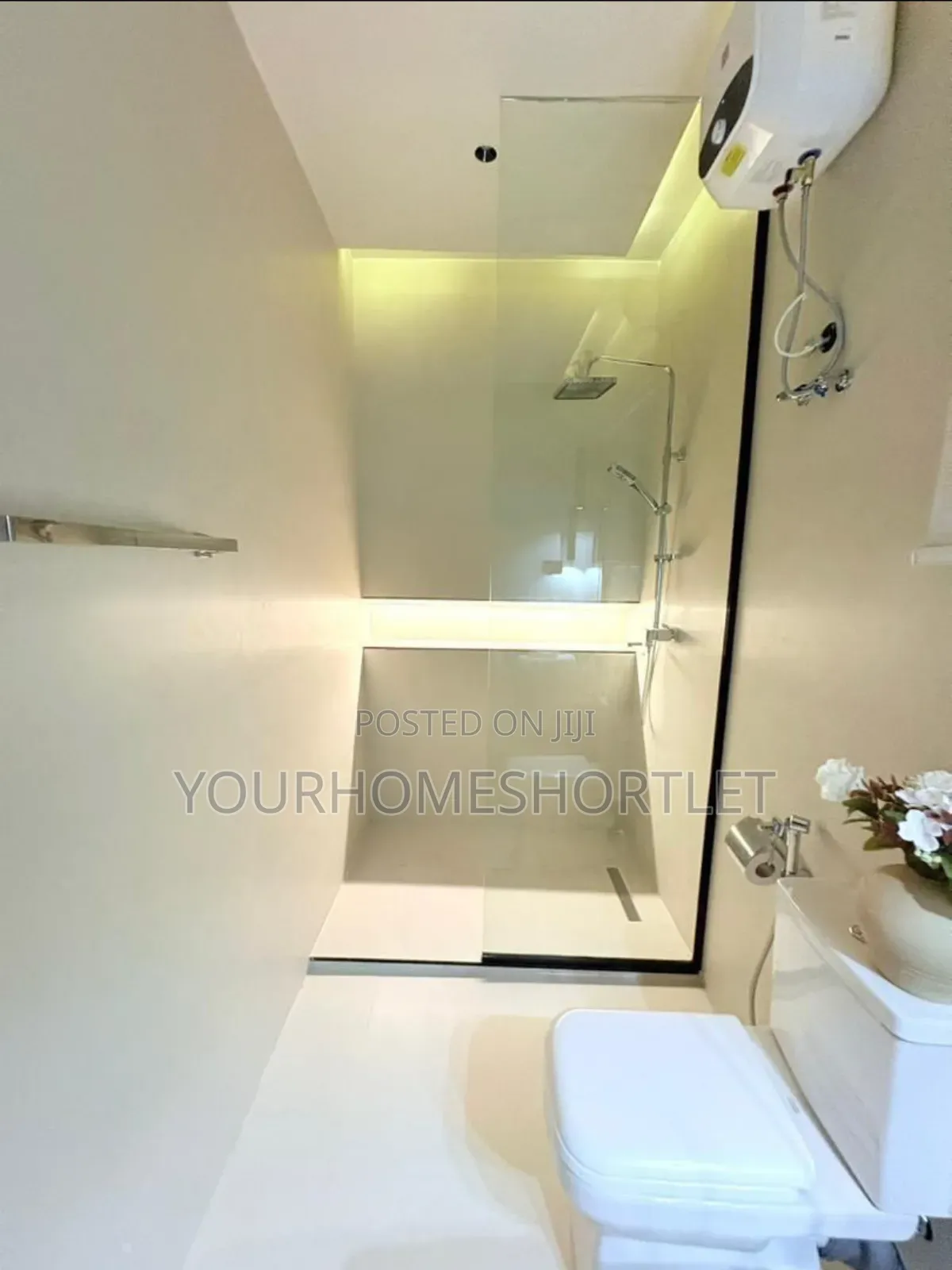 Luxury 1 Bedroom in Katampe Extension