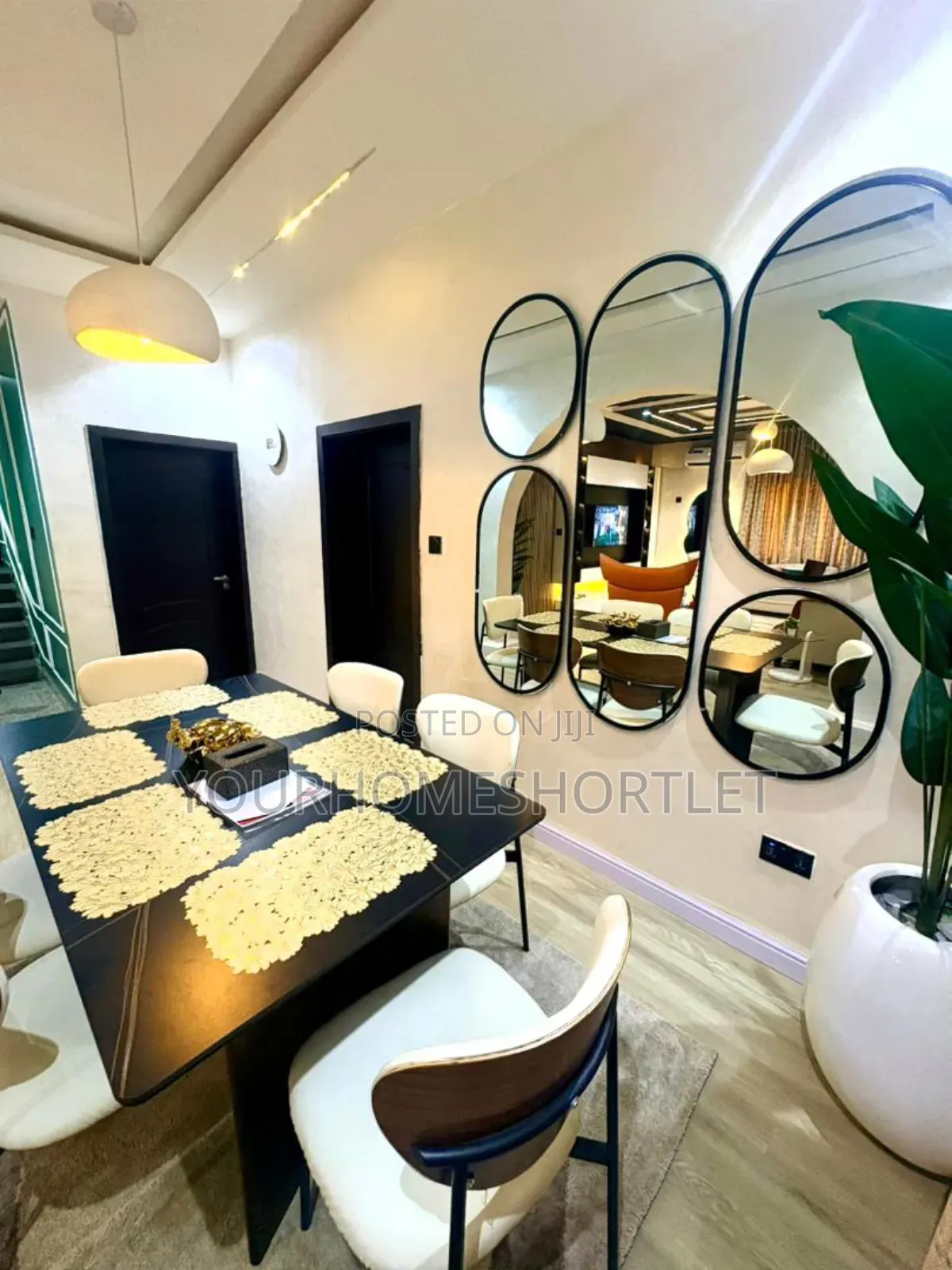 New 4/ 3 Luxury Bedroom Apartment That Allows Movie Shoot and Party in Life Camp