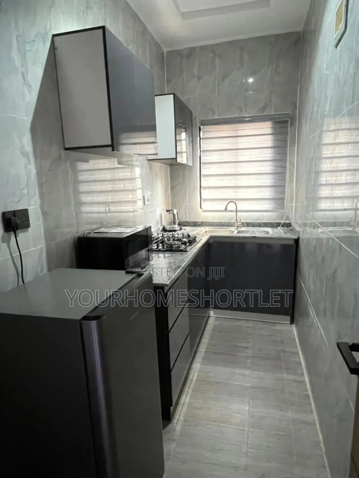 Luxury 2 Bedroom Apartment With Snooker in Bode Thomas