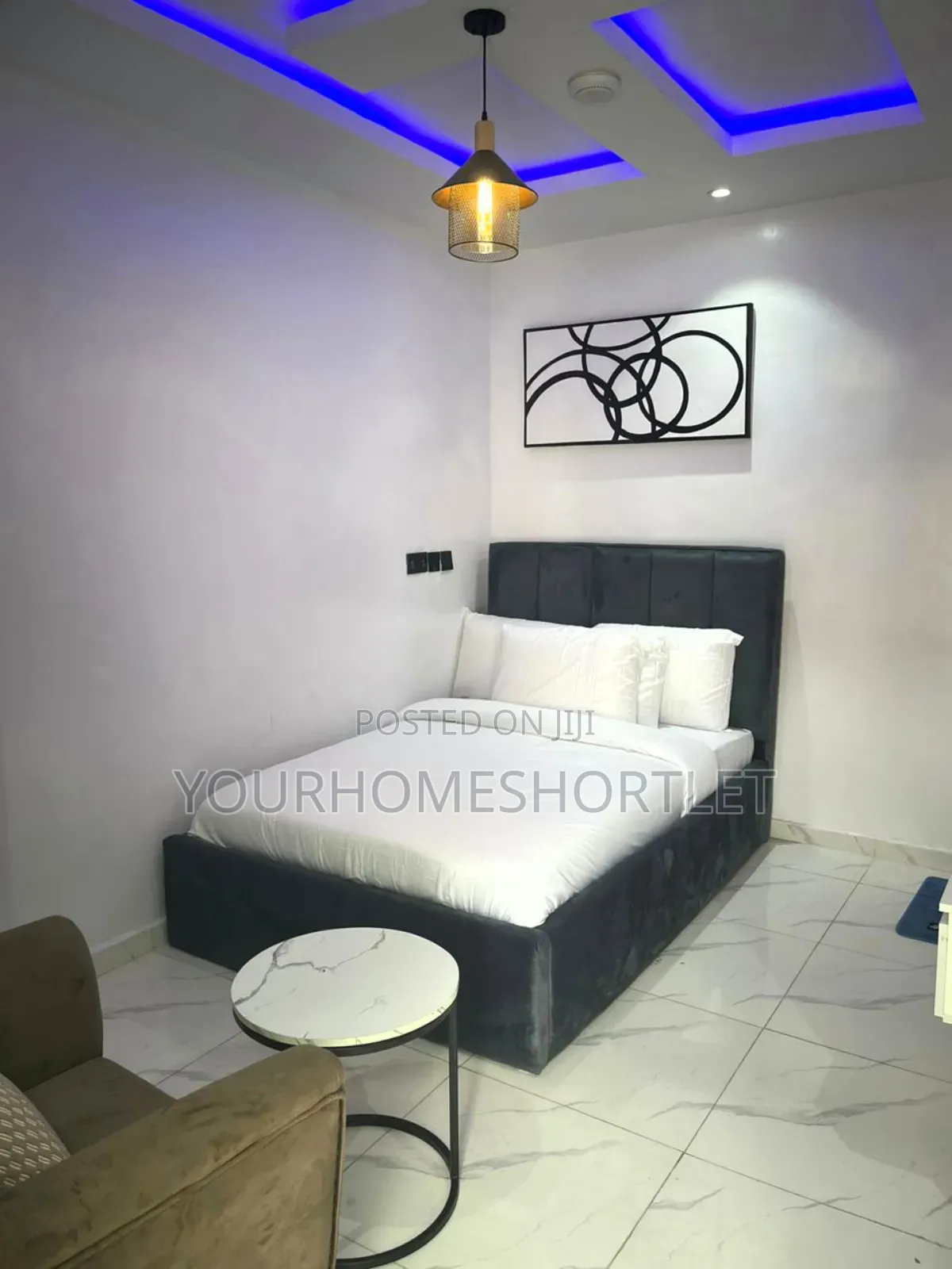 Luxury Studio Apartment in Bode Thomas
