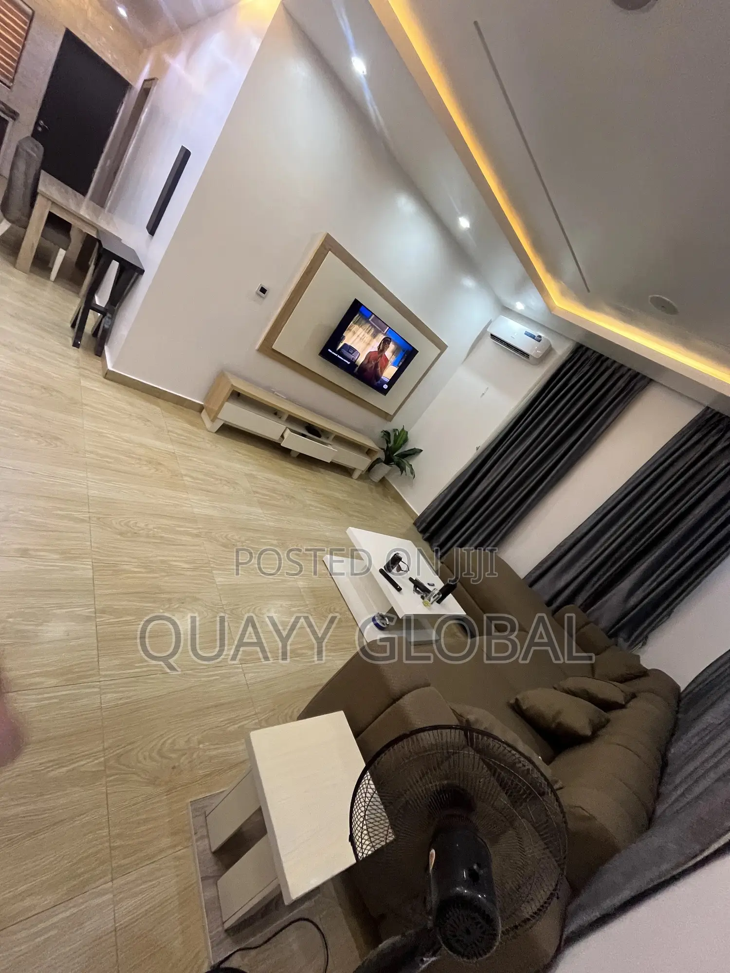 1 Bedroom Apt in a Gated Estate With Band a Light and MTN Fiber Wifi in Dawaki