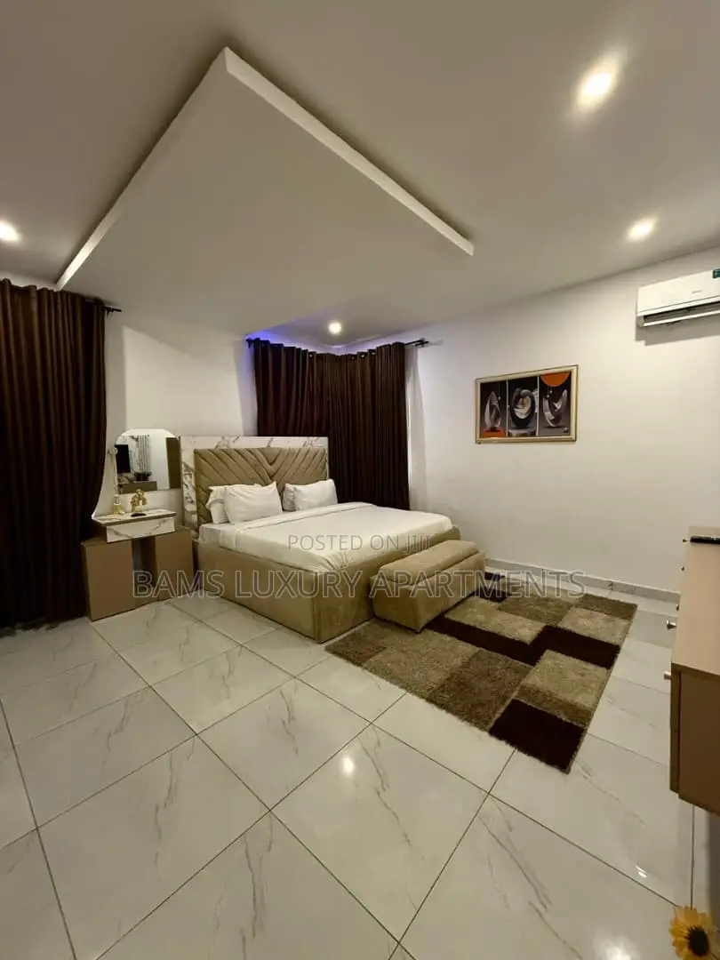  Apartments on the Island in Ikate