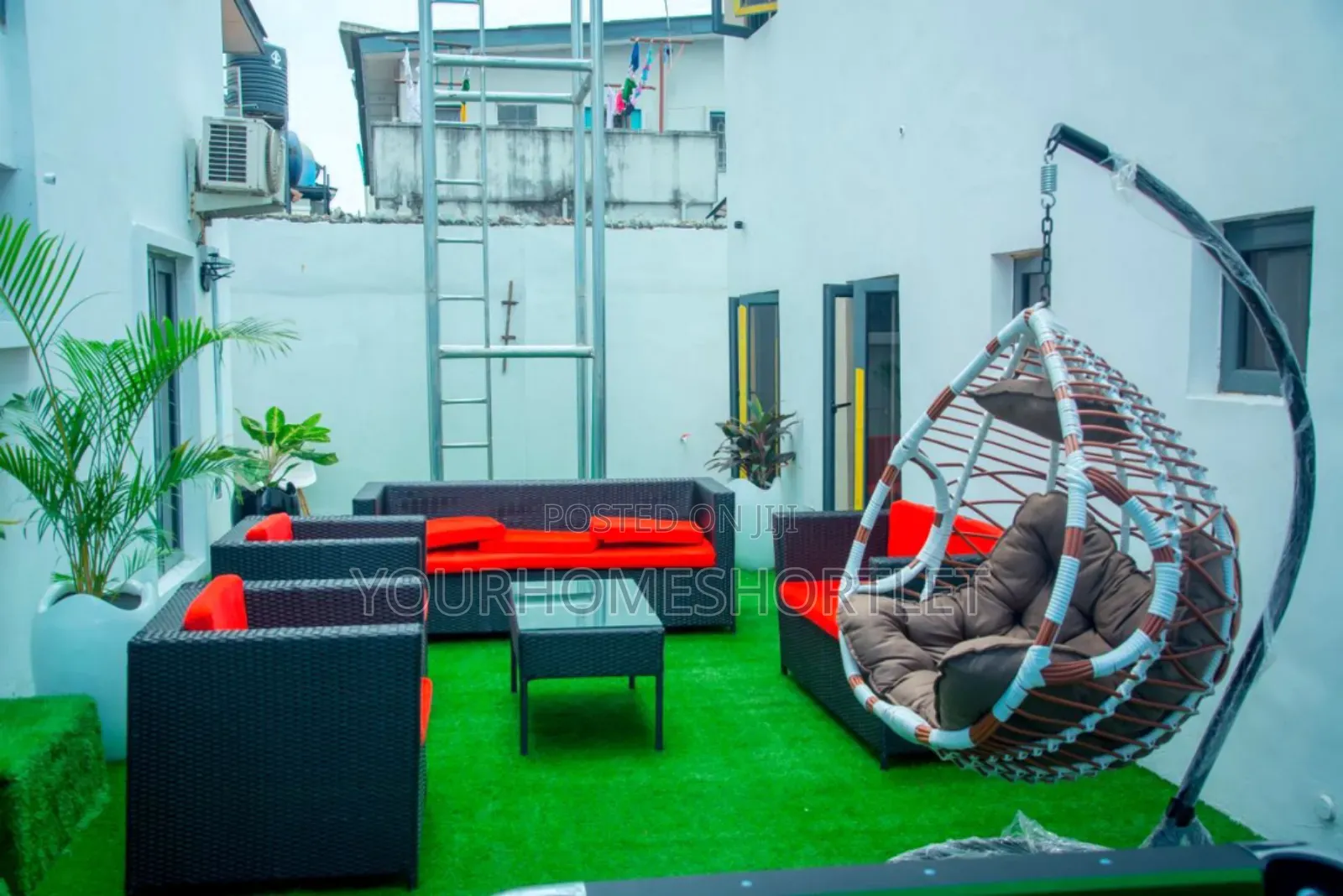 Luxury 2 Bedroom Apartment With Snooker in Bode Thomas
