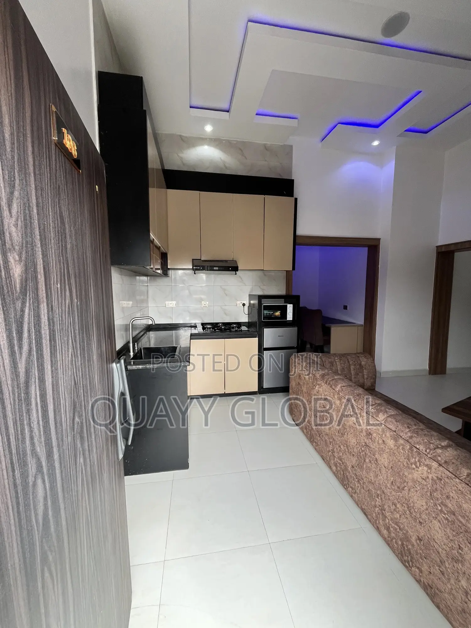 One Bedroom Apartment With 24/Light and Wifi in Gwarinpa