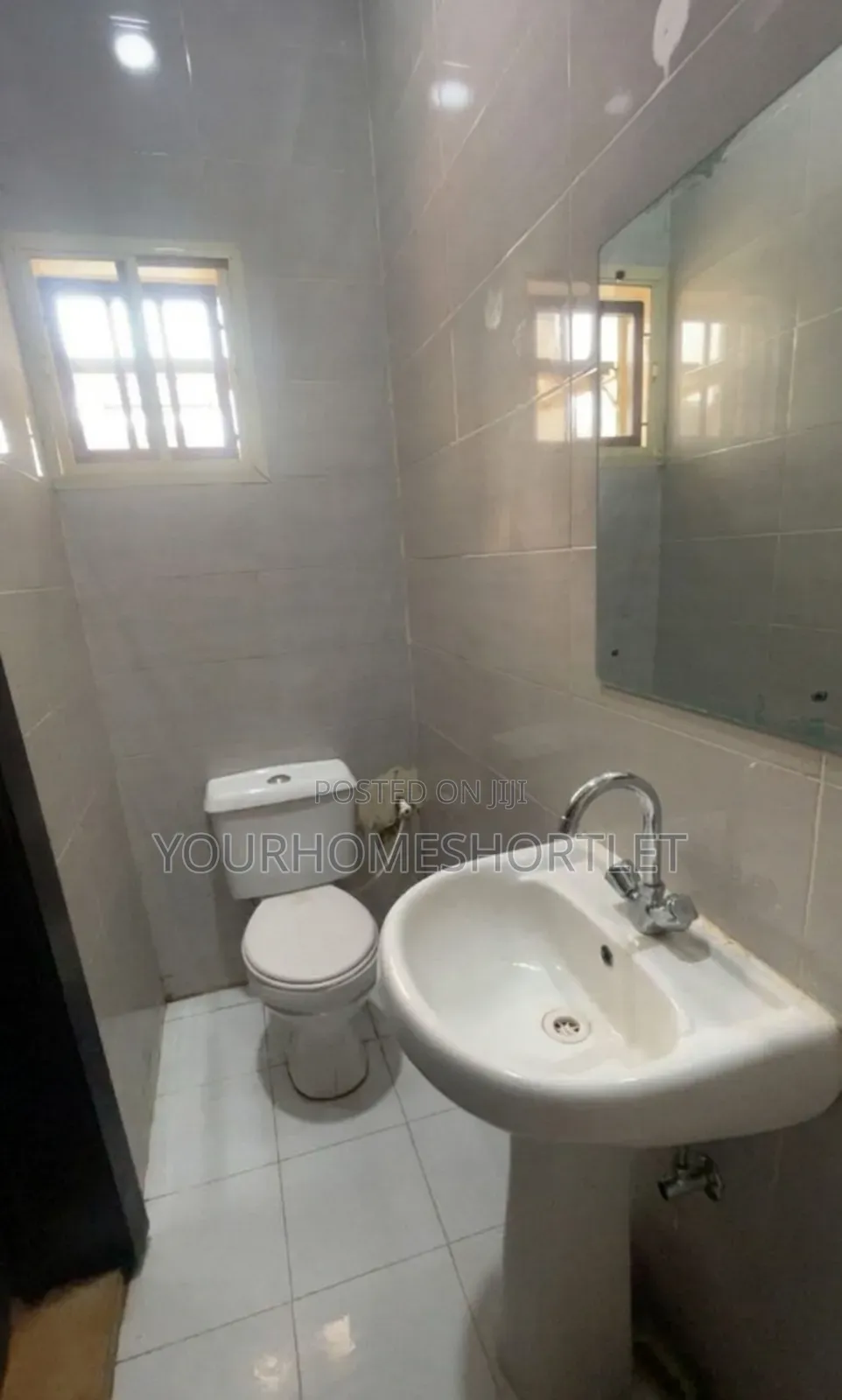 One Bedroom With Swimming Pool for Daily, Monthly and Yearly Booking in Osapa london