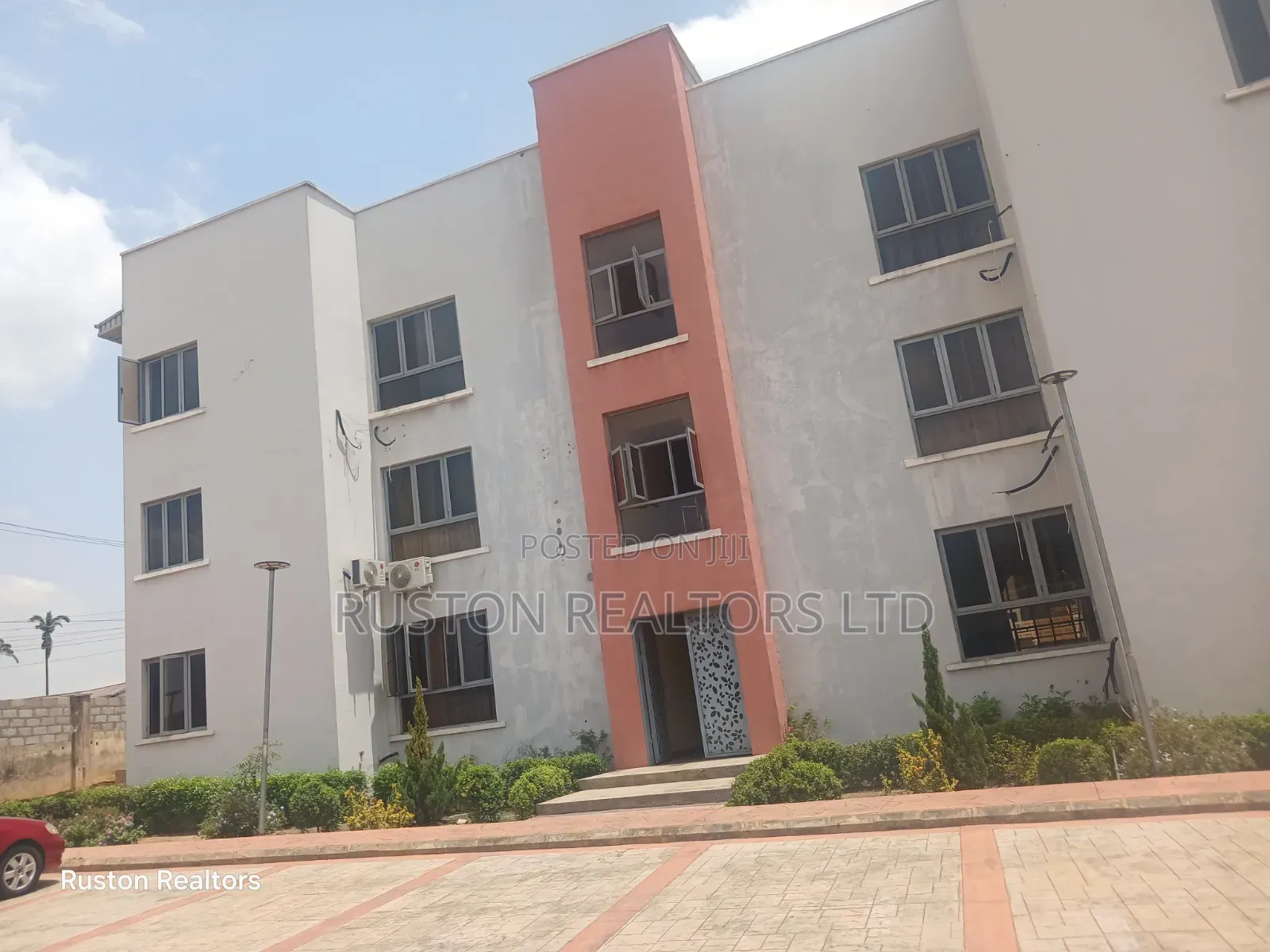 Furnished 3 Bedroom Serviced Apartment in Old Bodija