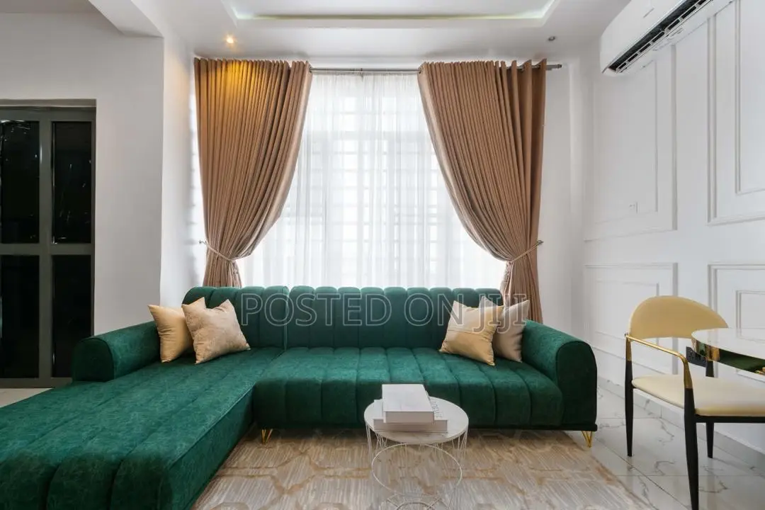 1 Bed Shortlet Apartment In Ologolo Lekki in Ologolo