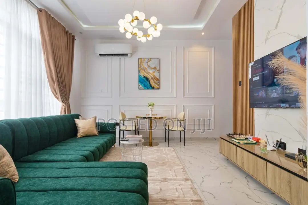 1 Bed Shortlet Apartment In Ologolo Lekki in Ologolo