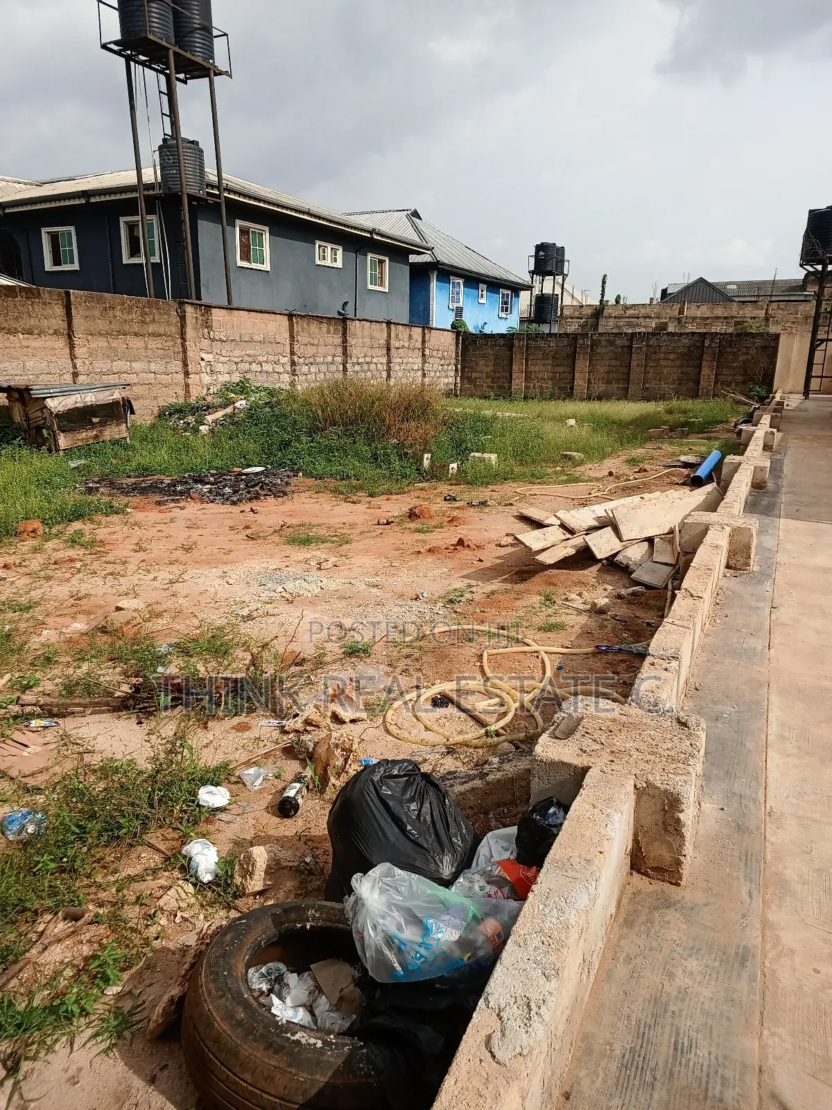40/100 Land at Oko Central,Gra for 25m Naira Negotiable in Benin City