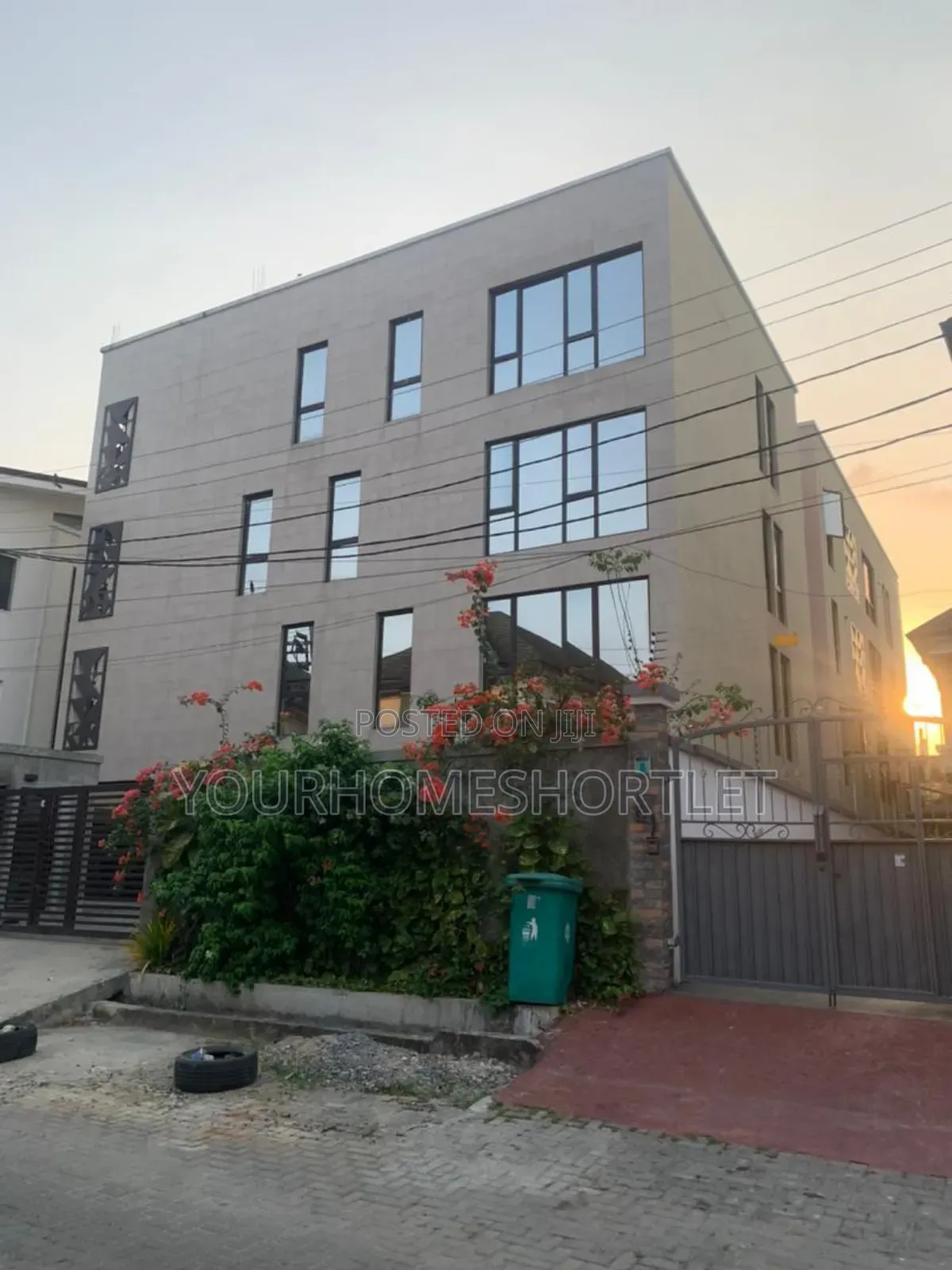 Brand New Two Bedroom Apartment for Daily, Weekly, Monthly Deal in Osapa london