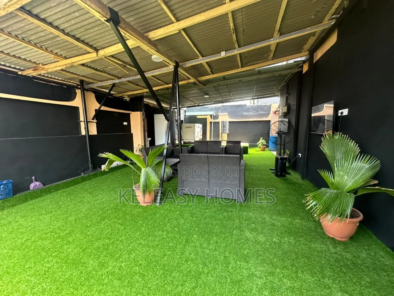 Classy 12bedroom Apartment in Surulere