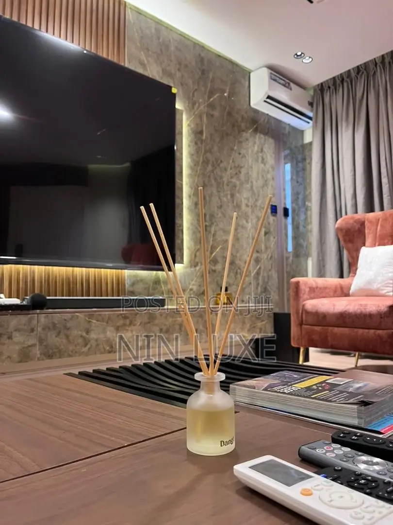 3bedroom Exquisite Luxury Apartment in Saka Tinubu