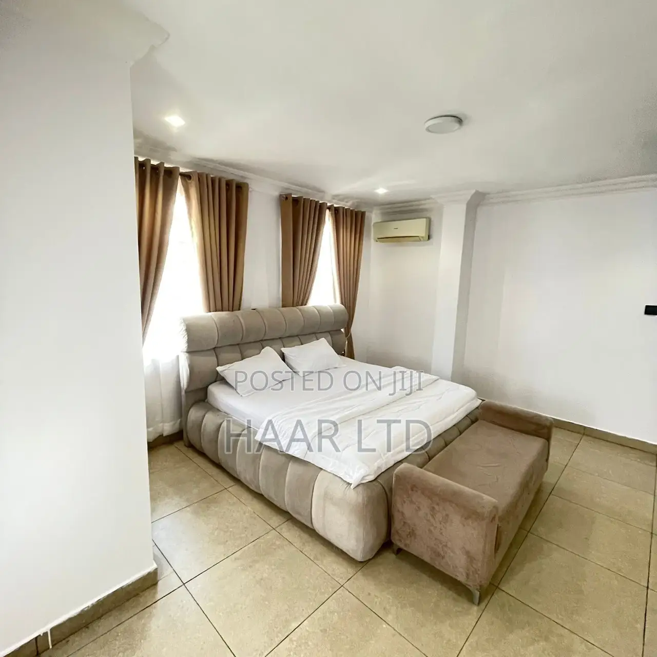 Monthly Master Bedroom With 24hrs Power in Lekki Phase 2